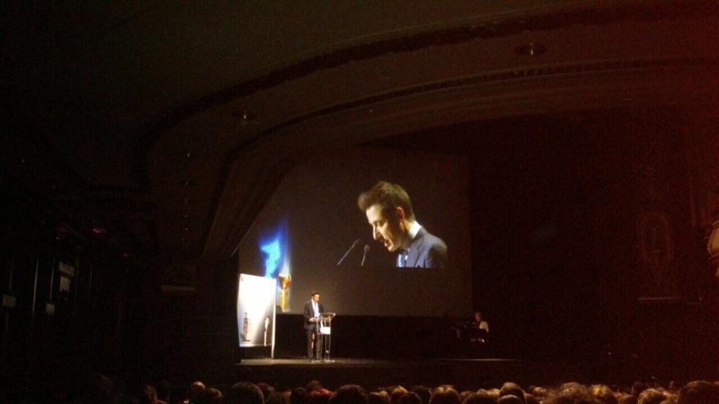 atresmediacom's tweet photo. .@matamaeso, Director de Comunicación de @atresmediacom, recogió ayer el premio de @aisge a @CreaCulturaCom: http://t.co/AF0wVWwm5b