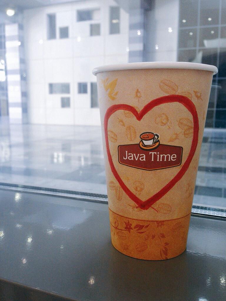Ghadah_sub's tweet image. يصاحب المعرض مقهى #جافا_تايم | ☕️
#KSU_Art_Week | 💕
#Java_Time | ☕️