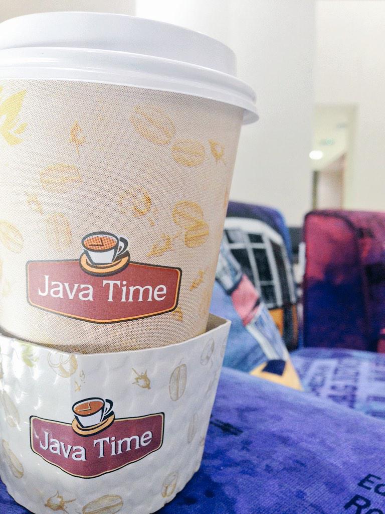 Ghadah_sub's tweet image. يصاحب المعرض مقهى #جافا_تايم | ☕️
#KSU_Art_Week | 💕
#Java_Time | ☕️