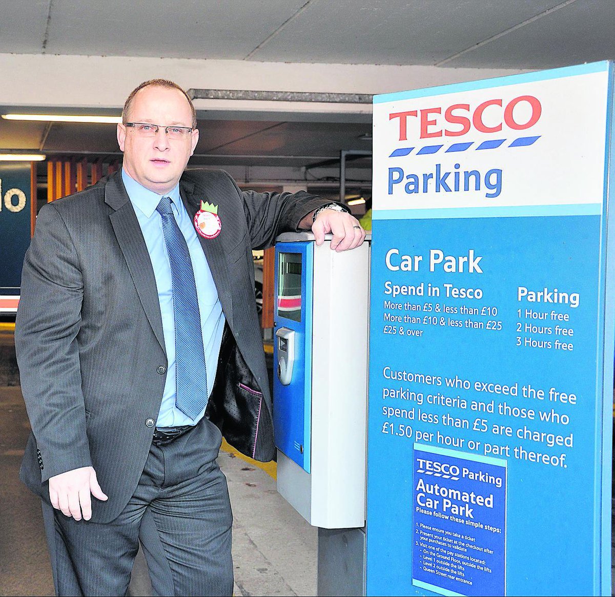 standardchester's tweet photo. .@Tesco in Chester cannot hold regular car boot sale... due to a law from 800 years ago.
http://t.co/onLkyAubfb http://t.co/6tvL8ITMEm