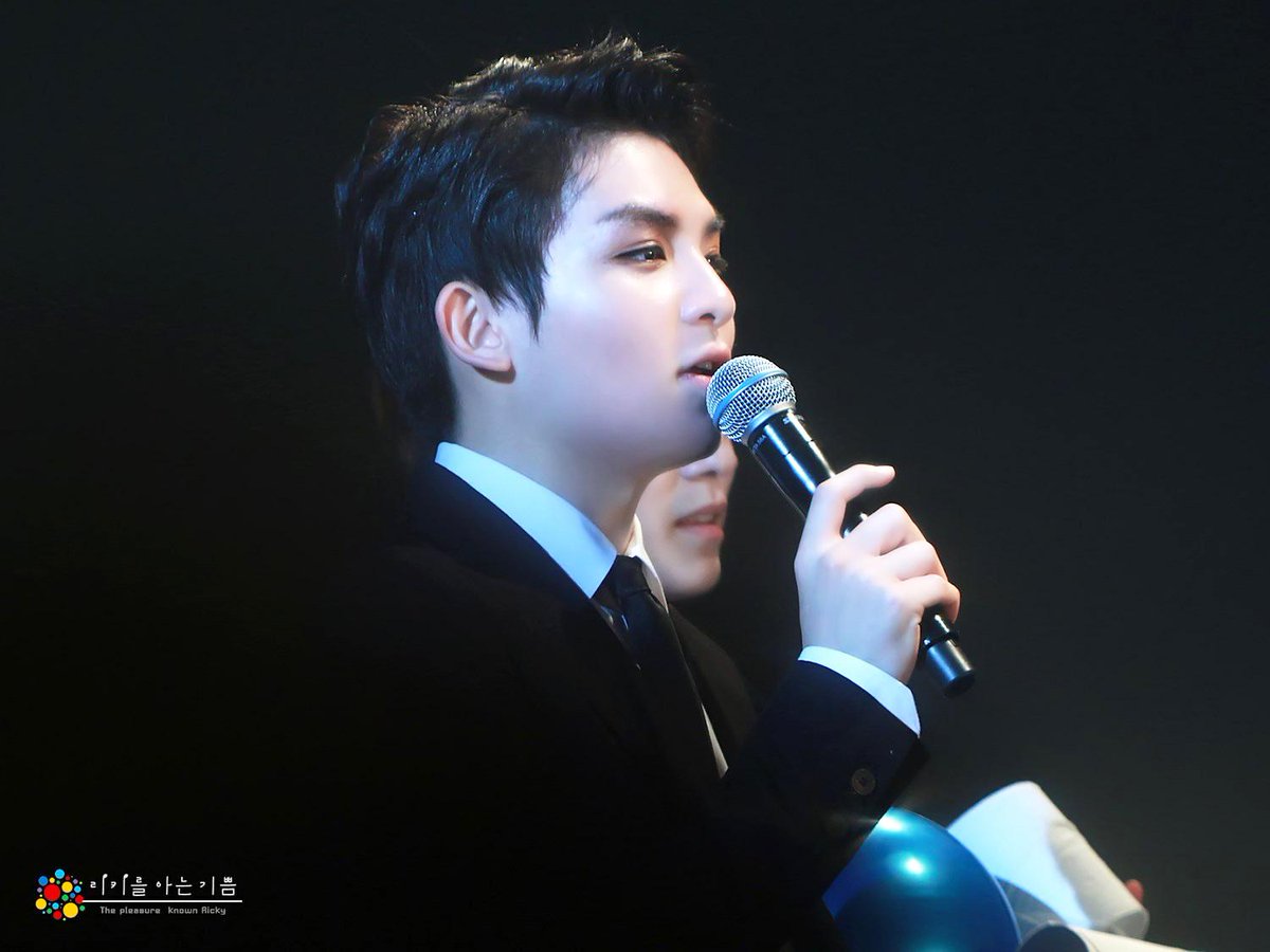 141204 zepp Fukuoka 제프 후쿠오카 #리키 <a href="/T_Ricky_T/">?</a> #눈사탕 MC리키 (기승전귀염) i.imgur.com/A0WF0Y2.jpg