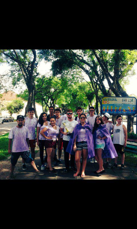 Jr72Juliana's tweet photo. #comandoroxo #campeao #trofeuénosso #familiaroxa #sofoi http://t.co/DIImFKLYPC