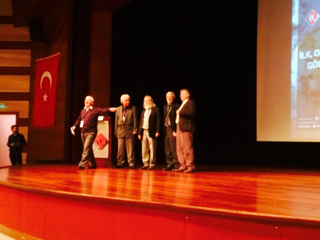 Aksaçlılar:) beşi bir yerde.#kkgökbilim