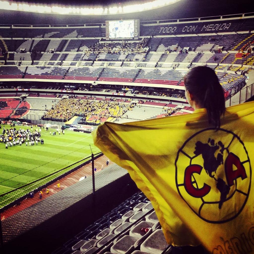 pattylopezdelac's tweet photo. Vayas donde vayas yo estareeeé, te seguireeeé,
borracho, loco, intoxicado de pasiooón, por ser campeón! #vamosporla12 http://t.co/ReeQdgwTOu