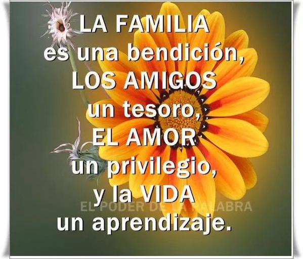 juanubiera_55's tweet photo. Un Alegre y Divertido Dia para todos @jaimejonhas @g_muela @AntonioChairesC @ChefJennyc @isabelkendra @ubieraH http://t.co/FnS4pZBTIF