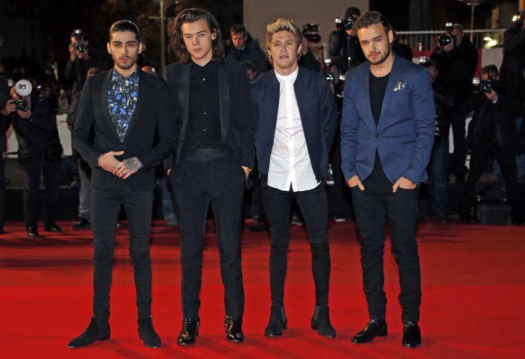 sgtbuckee's tweet photo. “@lidstay: Boys smashed NRJ R.Carpet looking frreshh..missed my Louis x✌#WeKeepItFresh💯24/7 http://t.co/0cjlraIrjE” I missed him too 😔