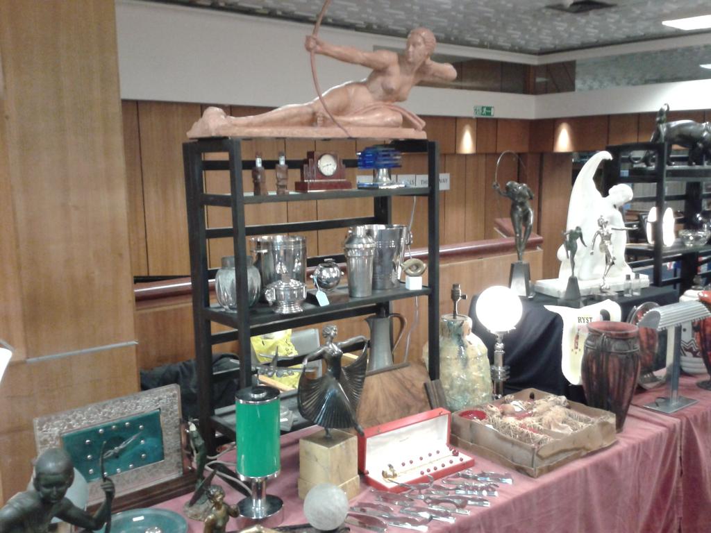 decofairs's tweet photo. Decofairs at Hove Town Hall today. Will be here until 4 this afternoon. Come and find the art deco goodies! http://t.co/PwR9r1xYb7