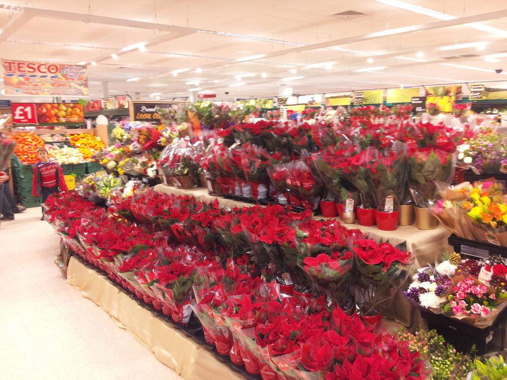 Great work produce team..fantastic job #welldone <a href="/TescoEdWay_2639/">Tesco Harlow 2639</a> @ssGroup23 <a href="/tescoabbey/">Lee coveney</a> <a href="/chrisphillips27/">chris phillips</a>