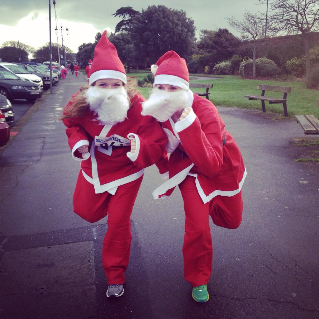 RuJo81's tweet photo. @irwinmitchell @Robbiefitpro @RNLI_Portsmouth IM southampton team running the 10 and 5k - we earned our mince pies !! http://t.co/9ftBpOE3iN