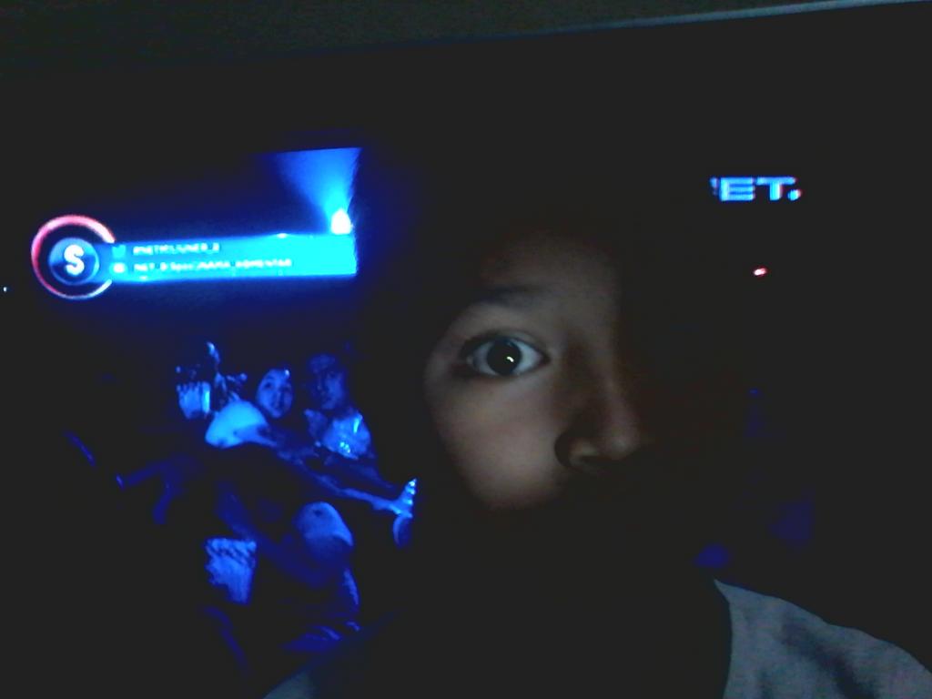 FaiqTarikh's tweet photo. #NETMILIUNER_2 @netmediatama SUMPAH DEMI APAPUN.. http://t.co/ln8xx5CbOy itu stasiun tv no.1 bagiku, clue: S http://t.co/i0Rfteho9B