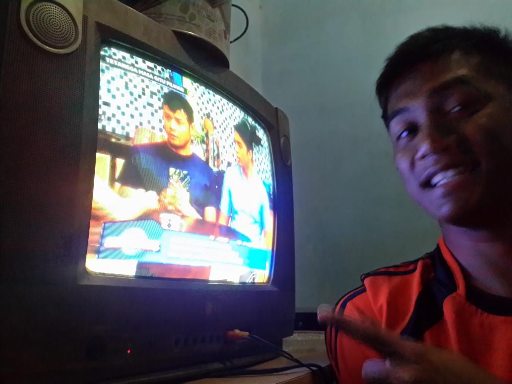 Fr_seven's tweet photo. TETANGGA MASA GITU PILIHAN #NETMILIUNER_2 http://t.co/hzsdQYiL1J