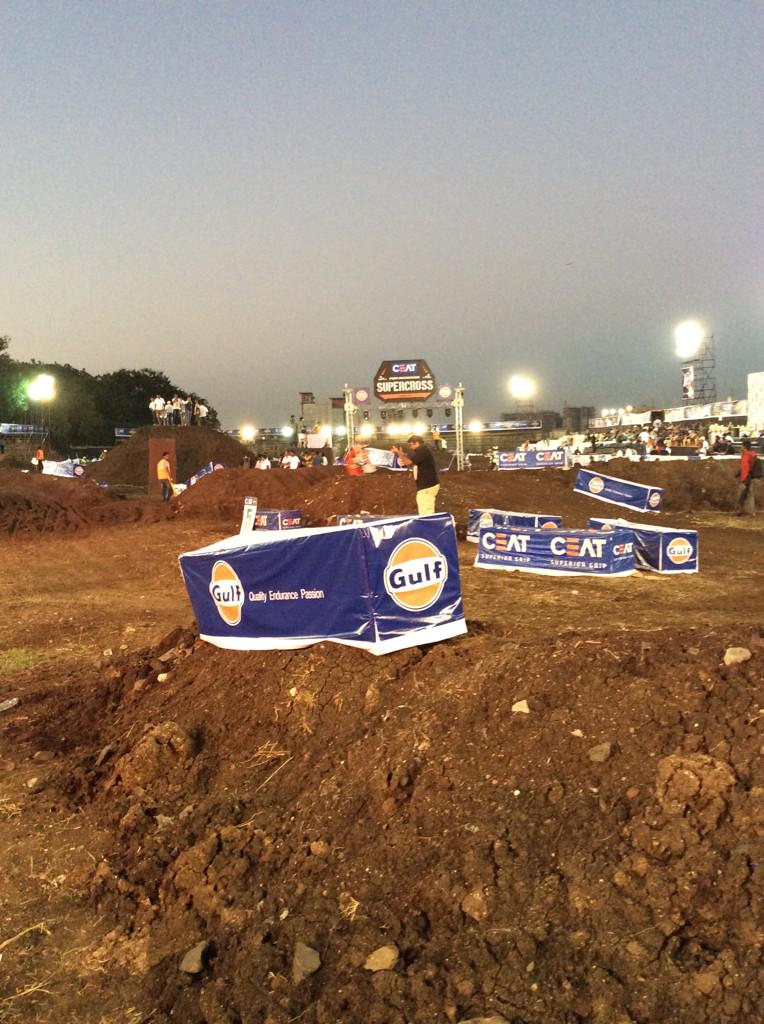 CEATtyres's tweet photo. The pit is lit up and the riders are gearing up! #CEATSupercross http://t.co/64LUJcTM1t