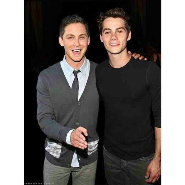 IAMTHAT_FANGIRL's tweet photo. REAL OR NOT REAL? LOGAN LERMAN AND DYLAN O'BRIEN IN ONE PICTURE OMG!!!! 😍😍😍😊☺ @loganlerman @dylanobrien http://t.co/xwleBsLr9K