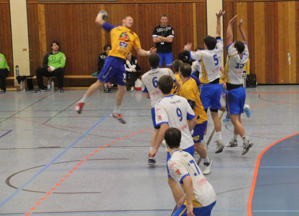 WOW!
#HSGKonstanz stürmt mit Offensivspektakel auf Platz vier der 3. Liga
hsgkonstanz.de/saison/bericht…
#DHB_Liga3 #Handball