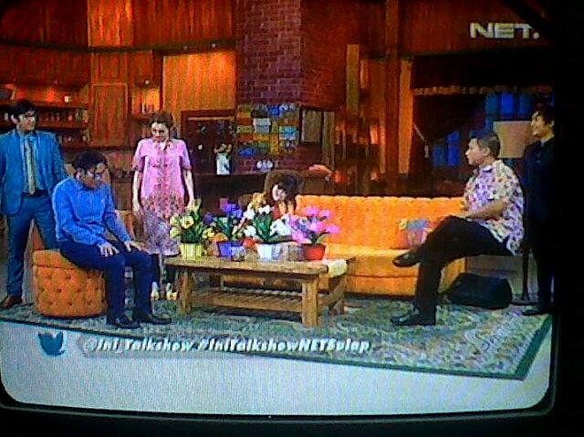 TelorKecapBunda's tweet photo. Wew keren Deni Darko bikin mang saswi melayang!!! @ini_talkshow #initalkshowNETsulap http://t.co/TGK2DNeKXk