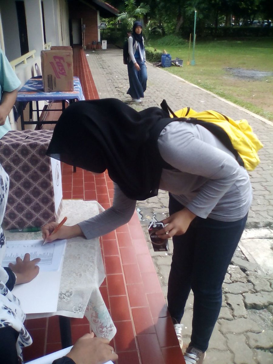 kmsj_fibui's tweet image. Suasana Pemungutan Suara Ulang #PemiraKMSJ2014 | 12.12.2014
#Doc1