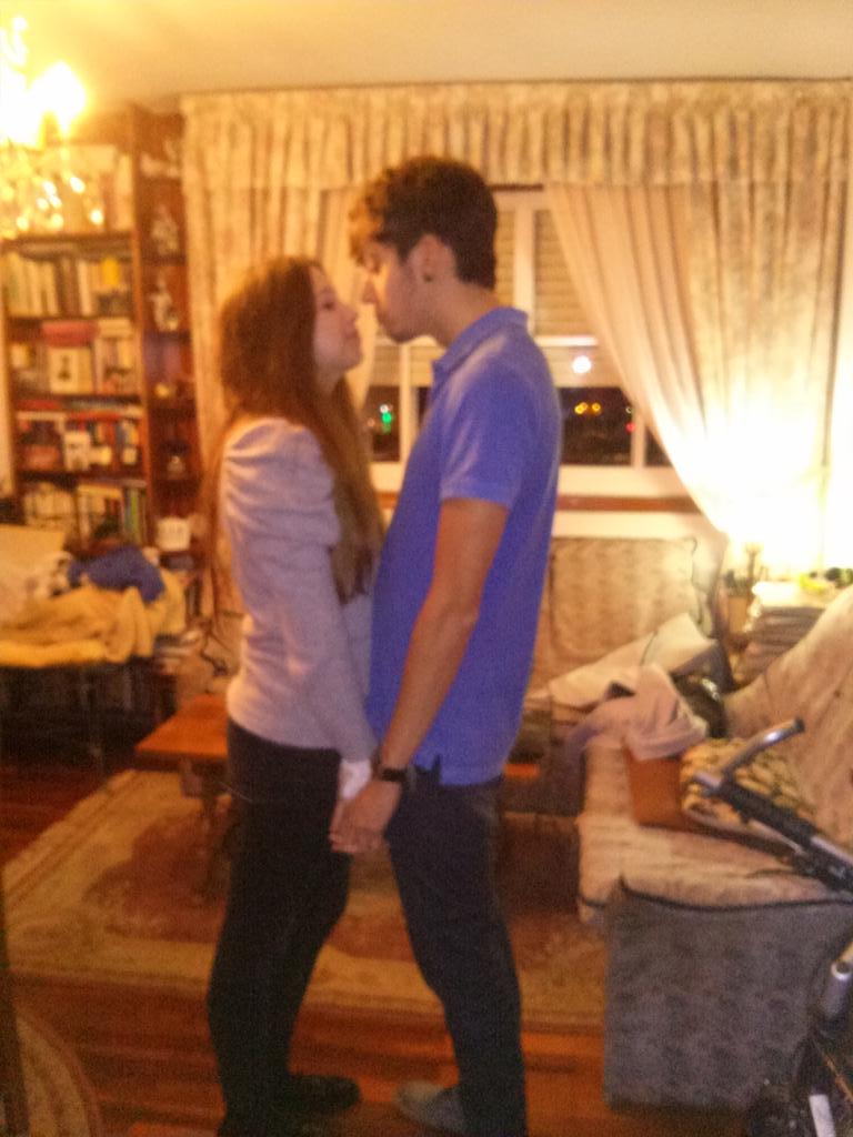 Anllito's tweet photo. One year, one love, one heart #14#12 TE AMO por mi y por todos mis compañeros #BB @YolandaPeon http://t.co/UcTeBbRS0e