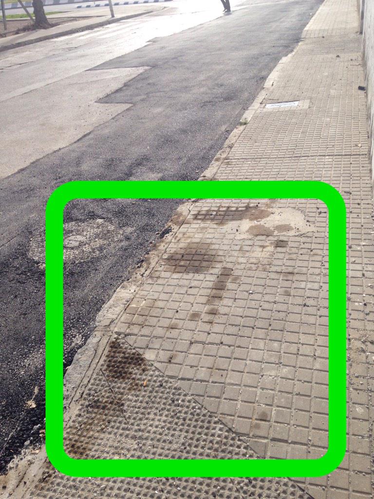 Reconstruimos y destrozamos a la vez, #chapuzas <a href="/Ayto_LaLinea/">Ayuntamiento de La Línea de la Concepción</a> @PAlalinea <a href="/LaLinea_100x100/">LaLinea100x100</a> <a href="/psoelalinea/">PSOE La Línea</a> <a href="/PP_LaLinea/">PP La Línea</a>