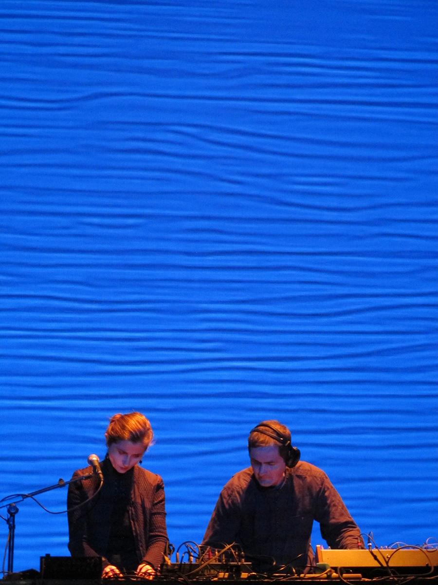 inire__'s tweet photo. 28.11.2014 - @Intermediale Festival http://t.co/8hsdiukyUD