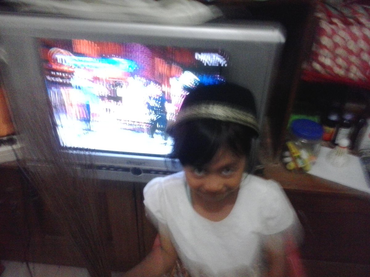 nurcholisimam10's tweet photo. @netmediatama pengen jadi sulap, gak ada tongkatnya ?, sapu lidi pun jadi :v
cluenya T
#NETMILIUNER_3 http://t.co/upRjwLROyH