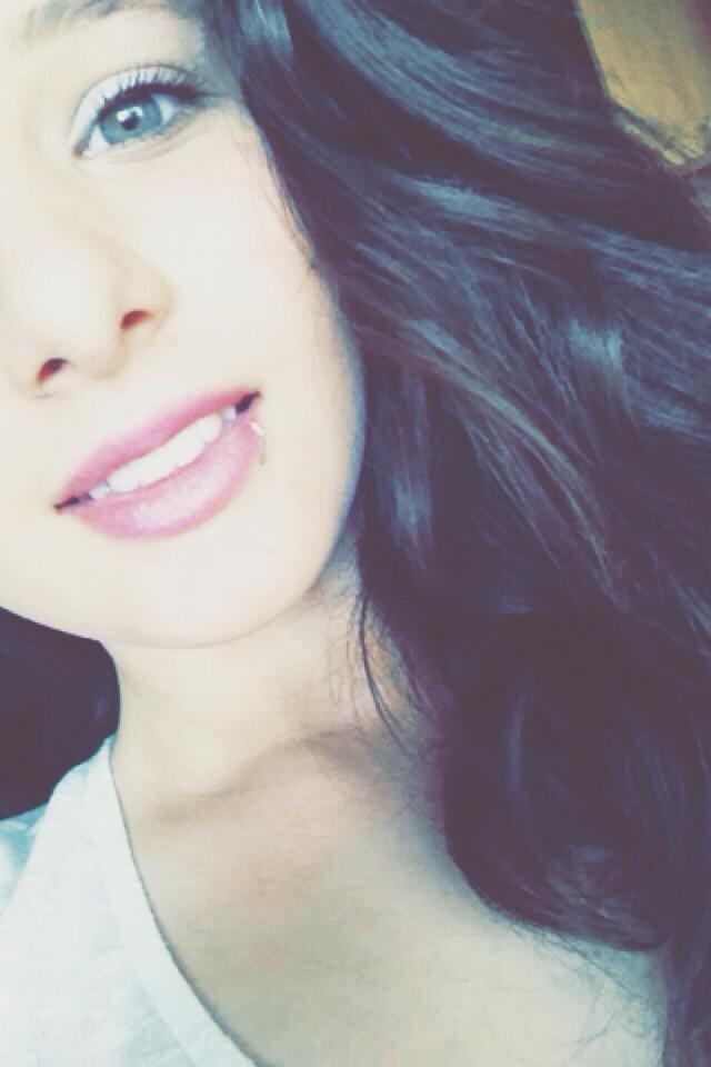 melinarpgbsd's tweet image. “@LouisRPGBSD: Tweetez moi une photo de vous irl.” voilààà. 🙈