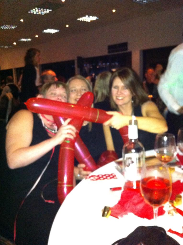 Dominique Bray tweet media