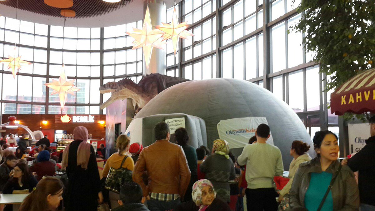 Planetaryum etkinliğimize  yoğun ilgi devam ediyor. #okyanuskolejleri #planetaryum