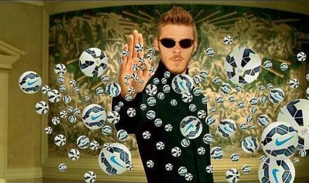 FootballFanCast's tweet photo. De Gea going all Neo at Old Trafford  

http://t.co/VgAj3SyXbh #MUFC http://t.co/jtfwcU1tTk