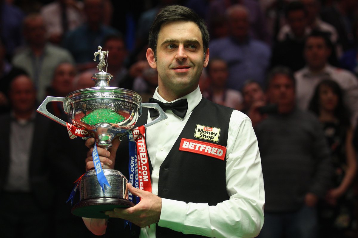 Livesnooker's tweet photo. RT if you think this man should be nominated for Sports Personality of the Year! @ronnieo147 #snooker #SPOTY2014 http://t.co/YSUOWjRUWX