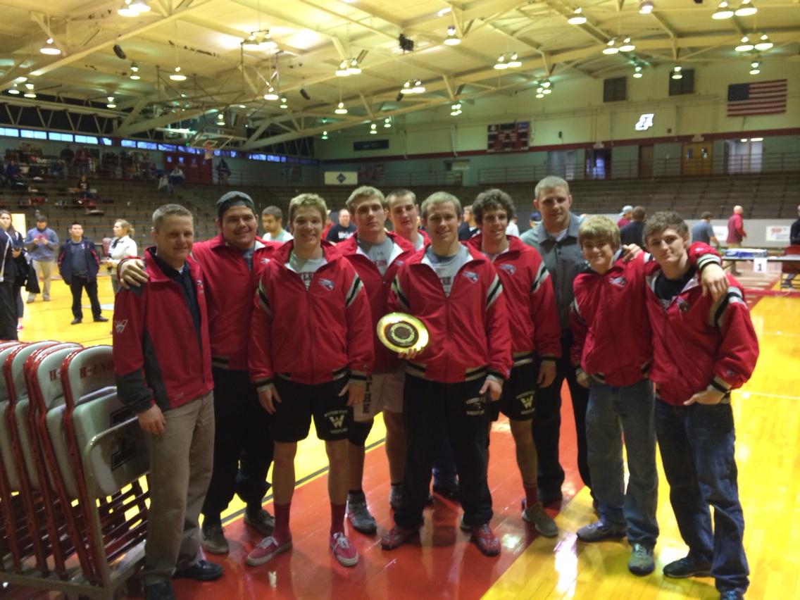 wcuwrestling's tweet photo. Third place team finish with 102 pts at Midwest Classic. #GoWestern #GBR http://t.co/gnRbkDNLyx