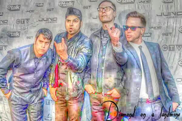 Lascel__Lune's tweet photo. My edit :-) @billytalentband @AaronSolowoniuk @bigjonnygee hope you guys like it! #billytalent http://t.co/HptTcI2L9q