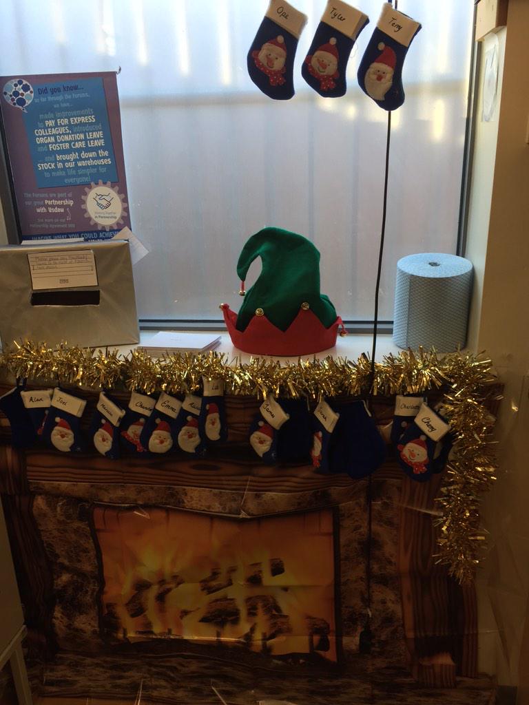 6217_Exp's tweet photo. More fun at work pictures @eloiseamycarter @Ben_Leclerc_ http://t.co/ktQwYQ9tz8