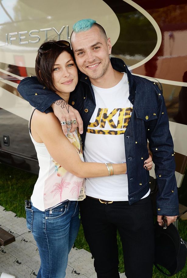 RepressedOOC's tweet image. I'm obviously obsessed with this man and his indecisive hair habits