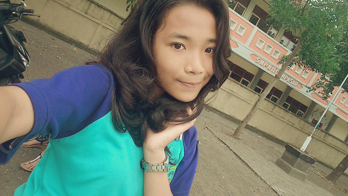 mahashidiari's tweet photo. aku memang bukan wanita yang sempurnaa tapi setidaknya aku msh punya hargaa diri😊💪💪 http://t.co/ShwantDWoX