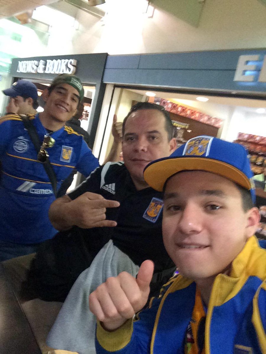 RulyCasso's tweet photo. Vamonos al Coloso de Santa Ursula!!!!! @SancadillaNorte @Tigres_Campeon http://t.co/9QQ0KujGaN