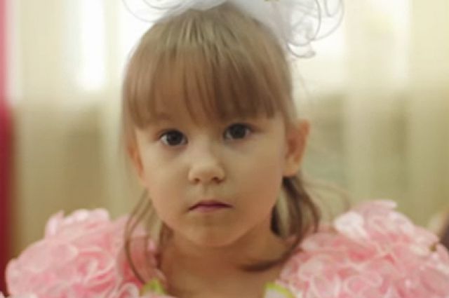 Ваш репост может помочь четырехлетней Марине найти папу и маму aif.ru/society/change…