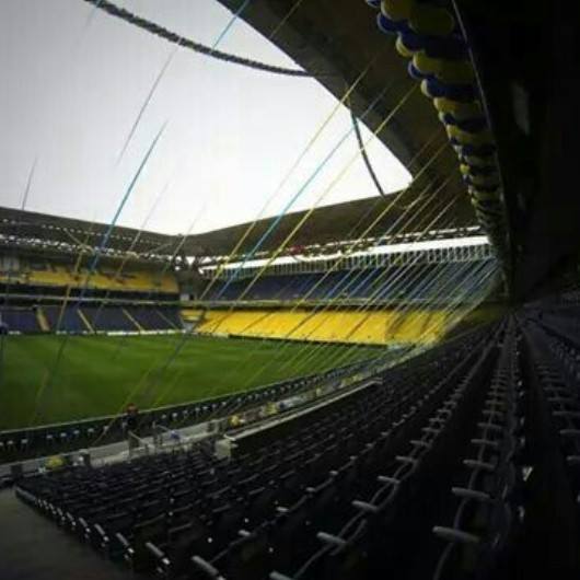 Şükrü Saraçoğlu stadı Balon Bayrak süslemesi İrtibata geçmek için Dm den Gsm numarası alabilirsiniz.