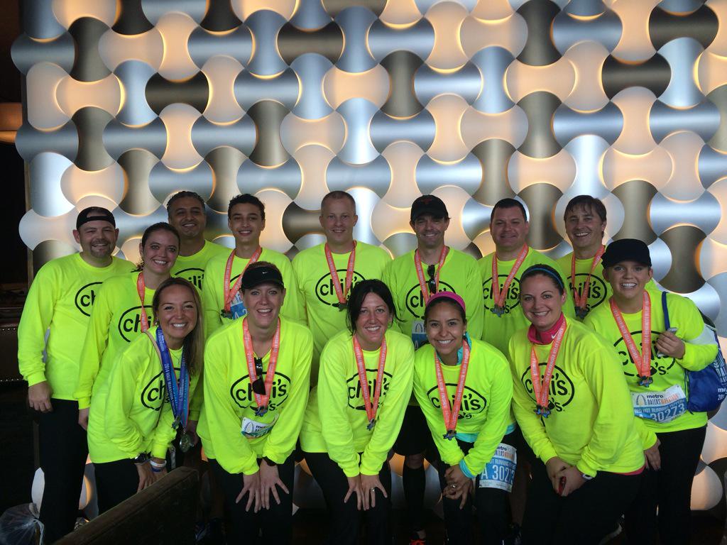 EvaLydiaL's tweet photo. Global Runners rock! #wellbeing #dallasmarathon #todayschilis @HudspethMike @sherifel http://t.co/JOIZRIzYjz