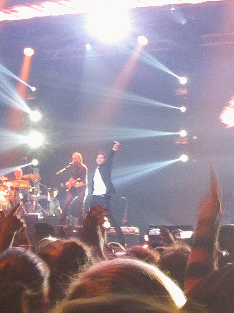89Fp's tweet photo. Concierto 10 con mi chico 😍🎤🎶@agudo_marce http://t.co/3UEDwCx68H