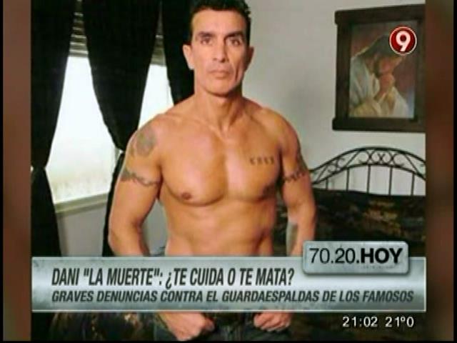 7020Hoy's tweet photo. Las graves denuncias contra el guardaespaldas de los famosos http://t.co/SSpJWWxxmF http://t.co/0Cs2yw0lP5