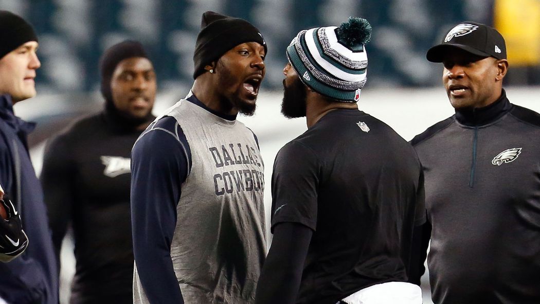BleedingGreen's tweet photo. VIDEO: Malcolm Jenkins, Dez Bryant talk trash before Eagles-Cowboys game (via @CSNPhilly) http://t.co/L8FpwURRzo http://t.co/WggOwfHzEW