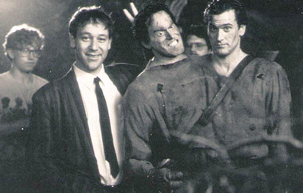    Happy birthday Theodore "Ted" Raimi! ¡Feliz cumpleaños ! 