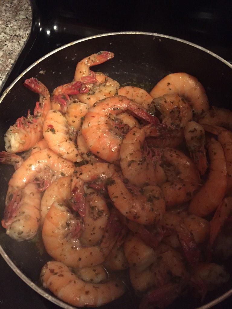 Meeshaaaaaaaaa's tweet photo. Din din 😋 http://t.co/9ahdmwWGt6
