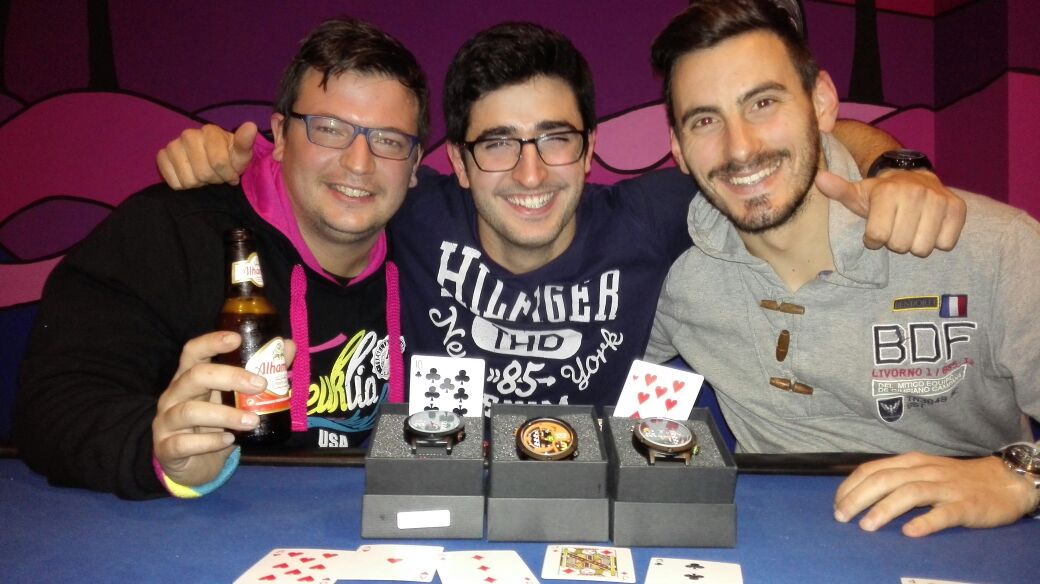 SaxSeriesDPoker's tweet photo. Termina el último evento ganadores por equipos Moro Team! Enhorabuena! http://t.co/kBgV0dwm28