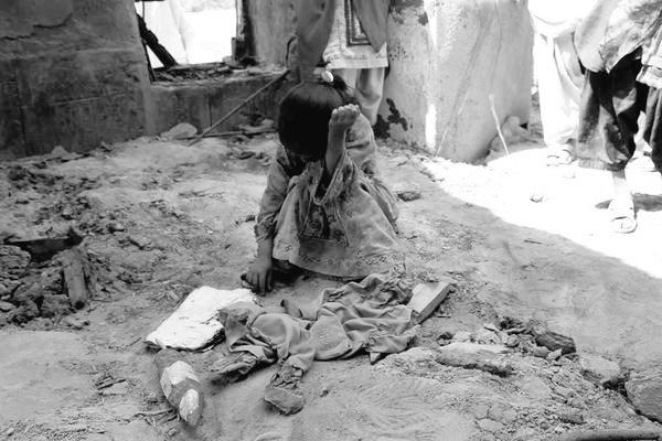 SJ_Bugti's tweet photo. future of every Baloch children is being ruined by US-Paid Pakistan army #HRAbusesInBalochistan http://t.co/wxobpmoUFK