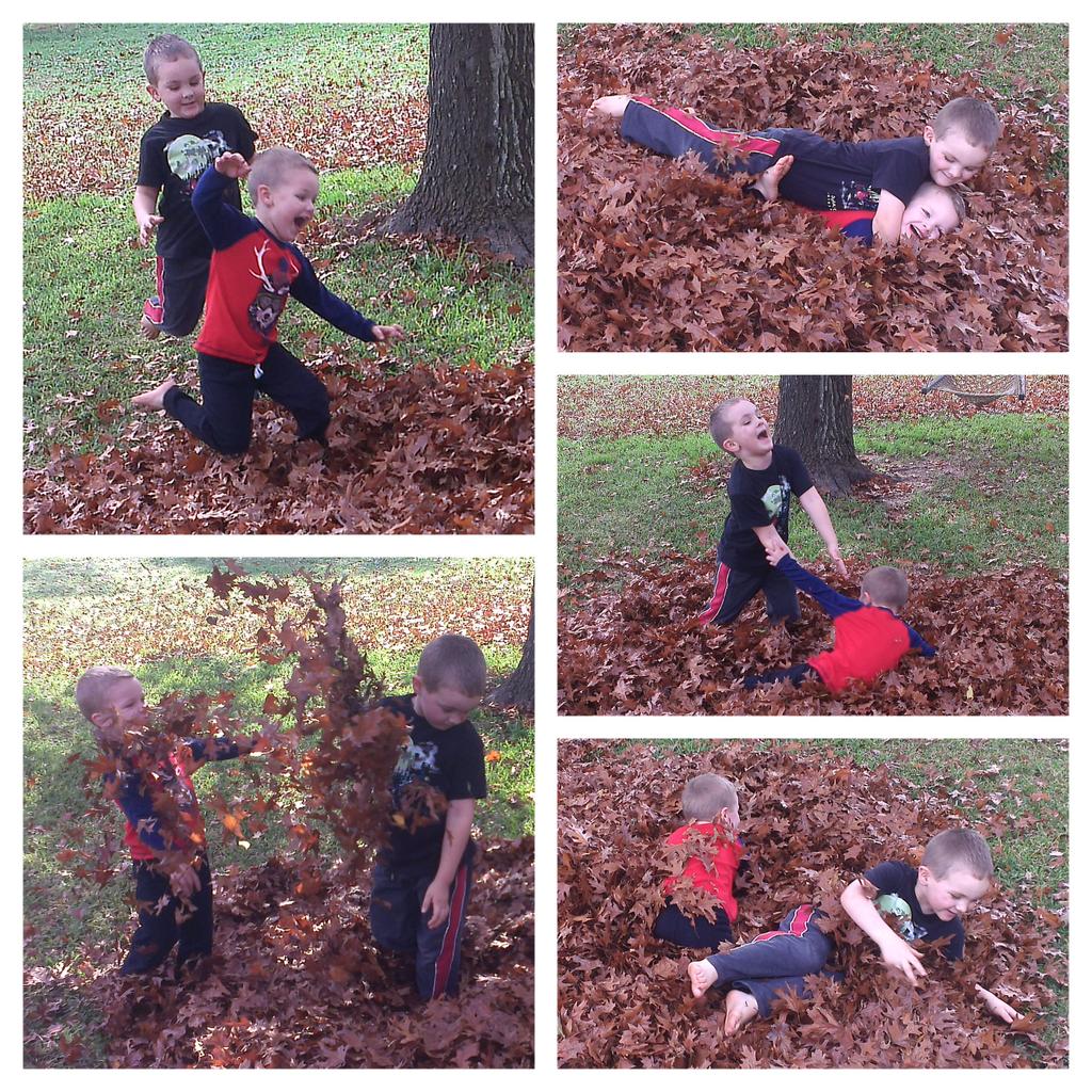 JamesBonney's tweet photo. My boys enjoyed our backyard Texas-style winter wonderland today! #funFunFun http://t.co/4oy0BhnI9b