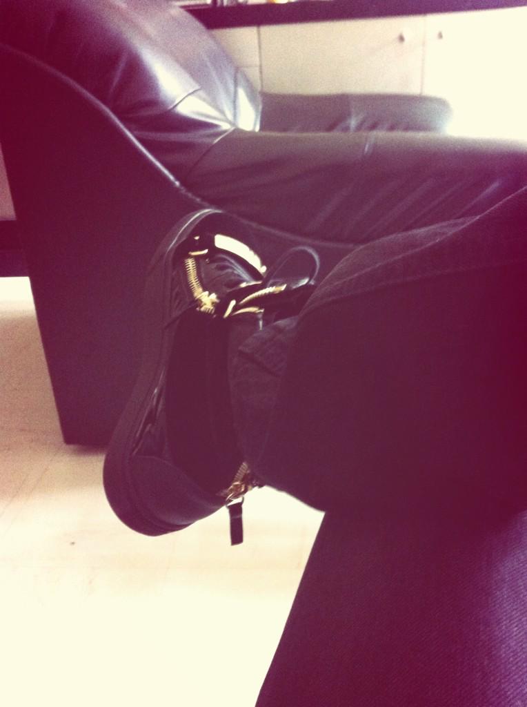 parlpapourtchi's tweet photo. Madame la juge même t enfant on pas sa #tu rage http://t.co/qU9QGB2LQE