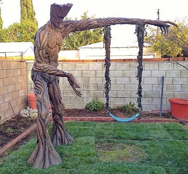 AllThatAwesome's tweet photo. This #Groot swing set is too cool! #GuardiansOfTheGalaxy #jealous http://t.co/DdW6MI9KYB