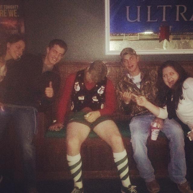 lauren_sweeten's tweet photo. @MizzouPassouts @jodywil this guy was passing out all over town! Finally finished at willies! Cash and ID in hand! http://t.co/L4jdyM0r3g
