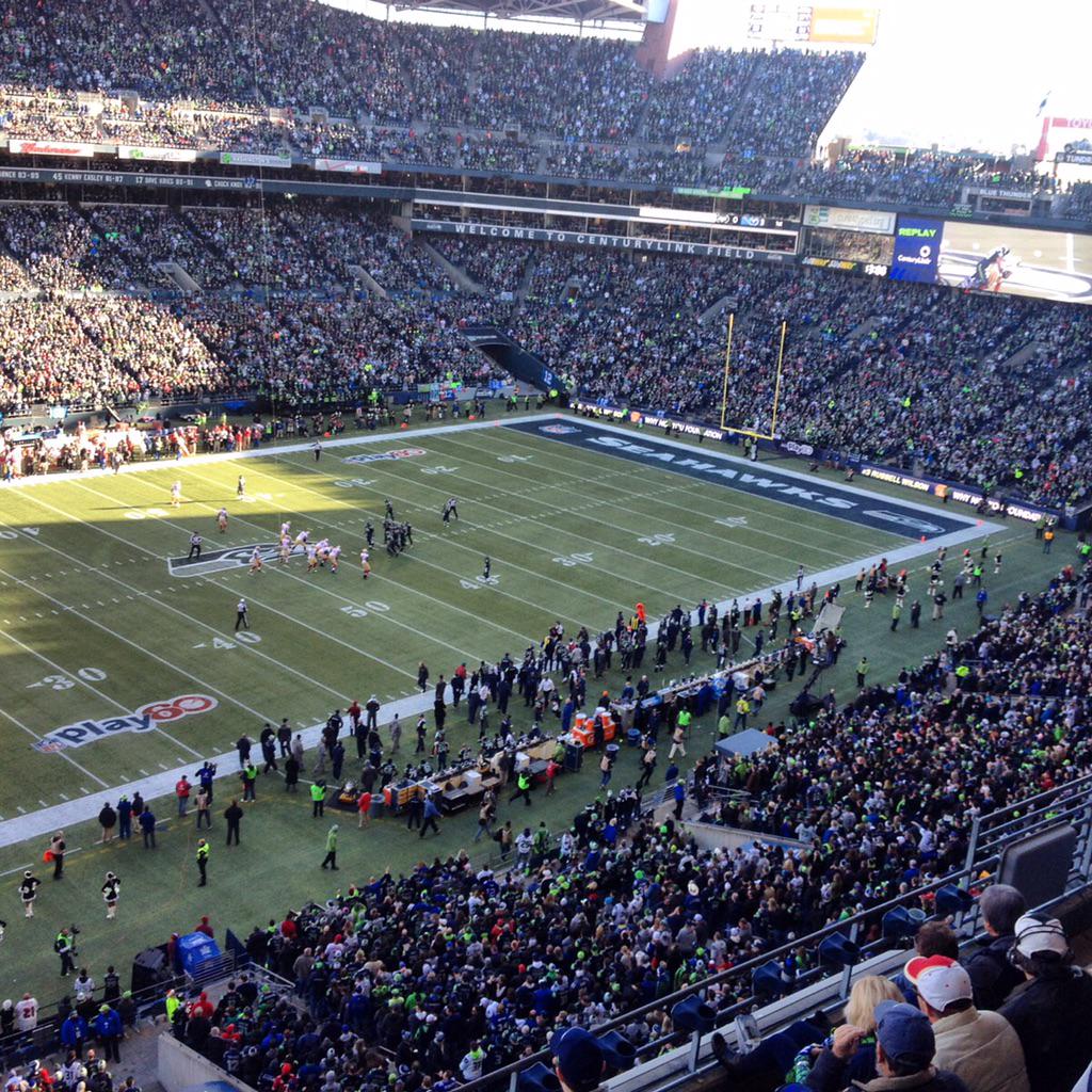 WAHydroseeding's tweet photo. Chinook Hydroseeding live from Century Link #GOHAWKS http://t.co/wimOR0IlO5